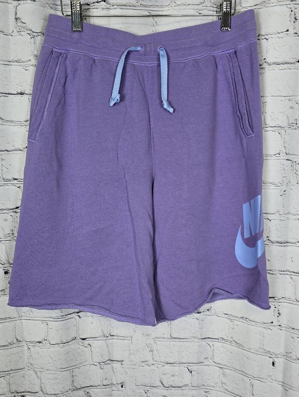 Men's‎ Nike Lavender Shorts Size Small